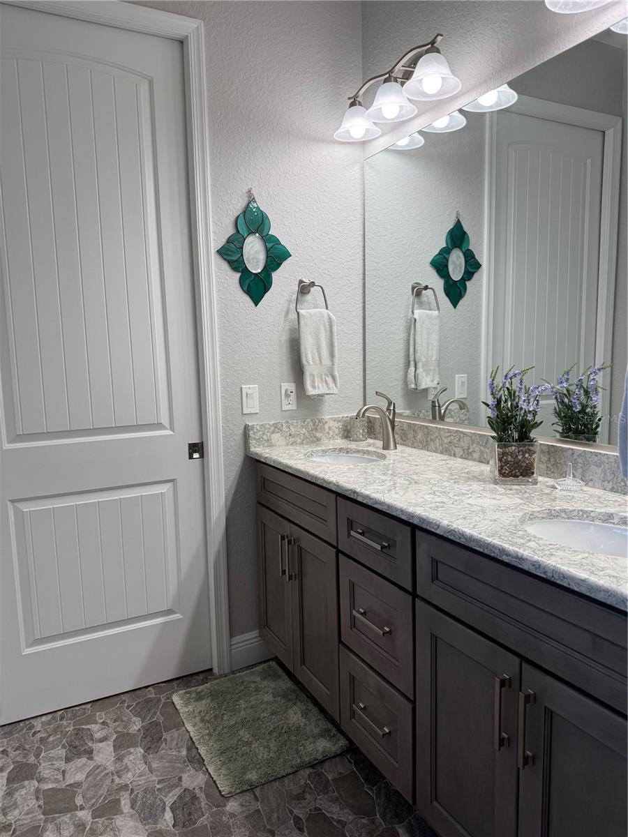 JULIETTE FALLS 2ND REP - Residential