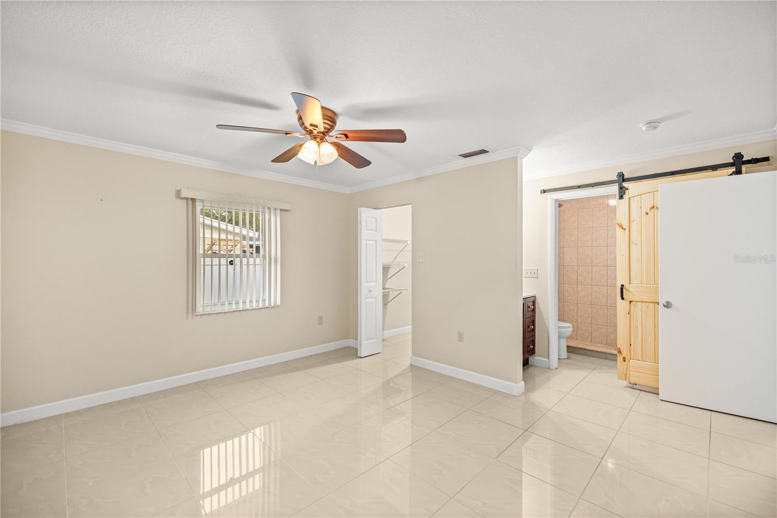 MARION OAKS UN 02 - Residential