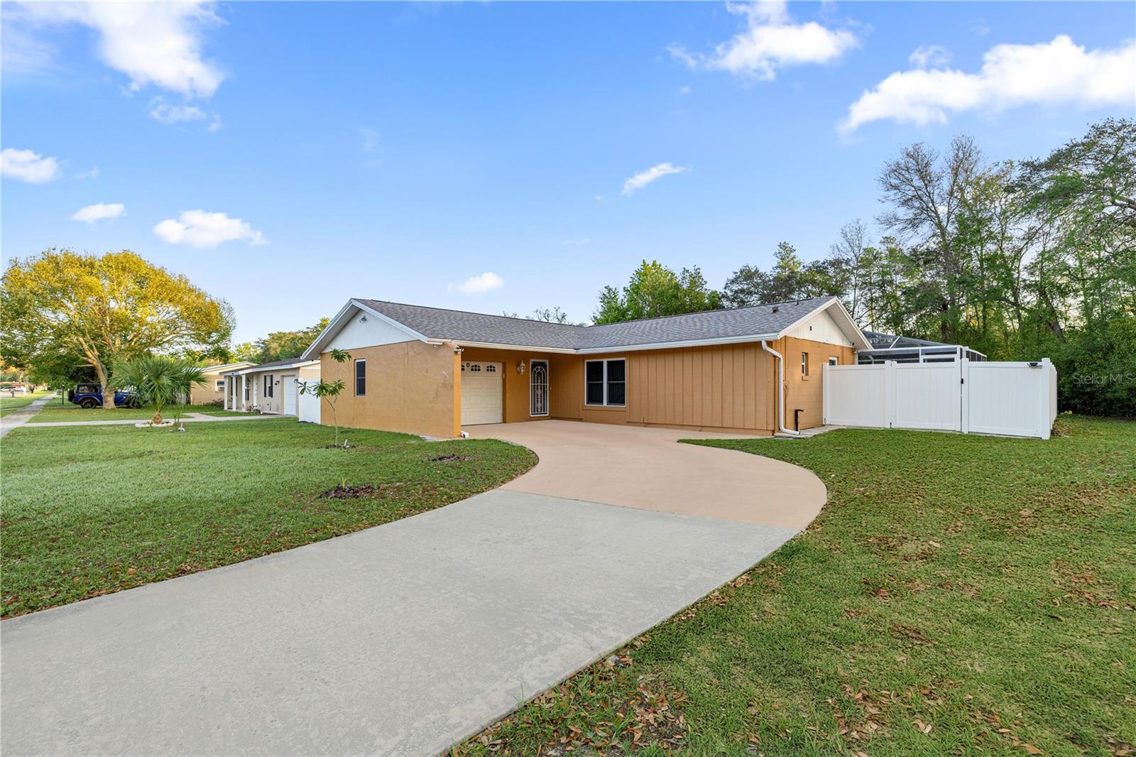 MARION OAKS UN 02 - Residential