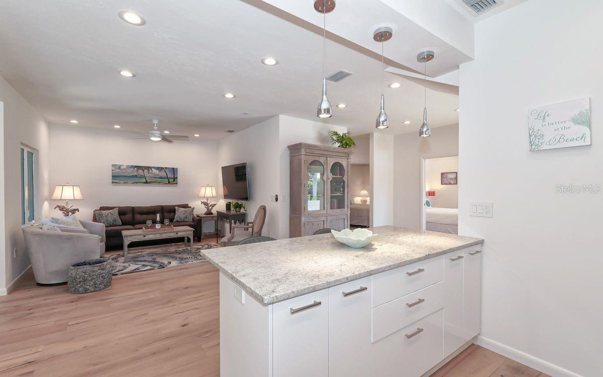 ST ARMANDS DIV/JOHN RINGLING E - Residential Lease