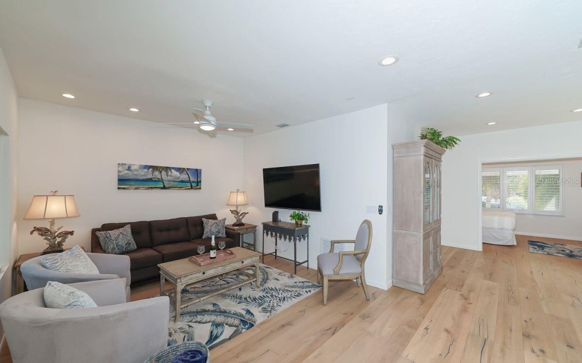 ST ARMANDS DIV/JOHN RINGLING E - Residential Lease