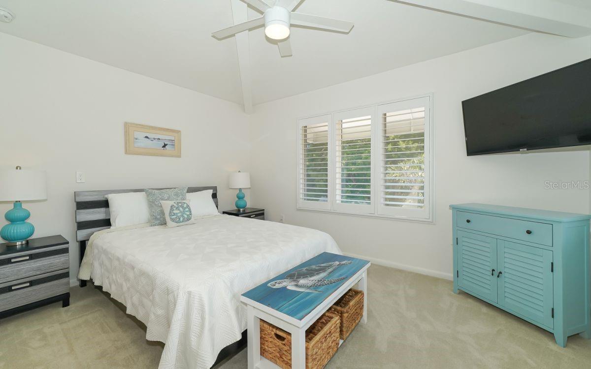ST ARMANDS DIV/JOHN RINGLING E - Residential Lease