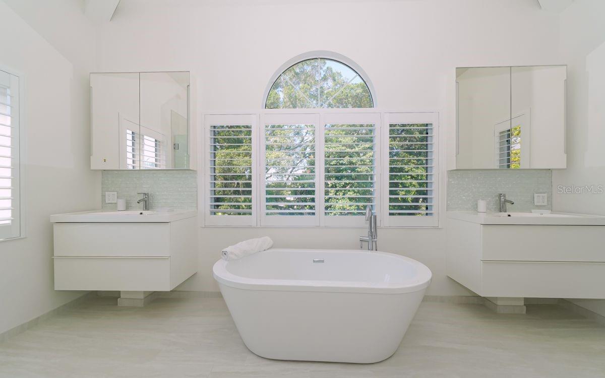 ST ARMANDS DIV/JOHN RINGLING E - Residential Lease
