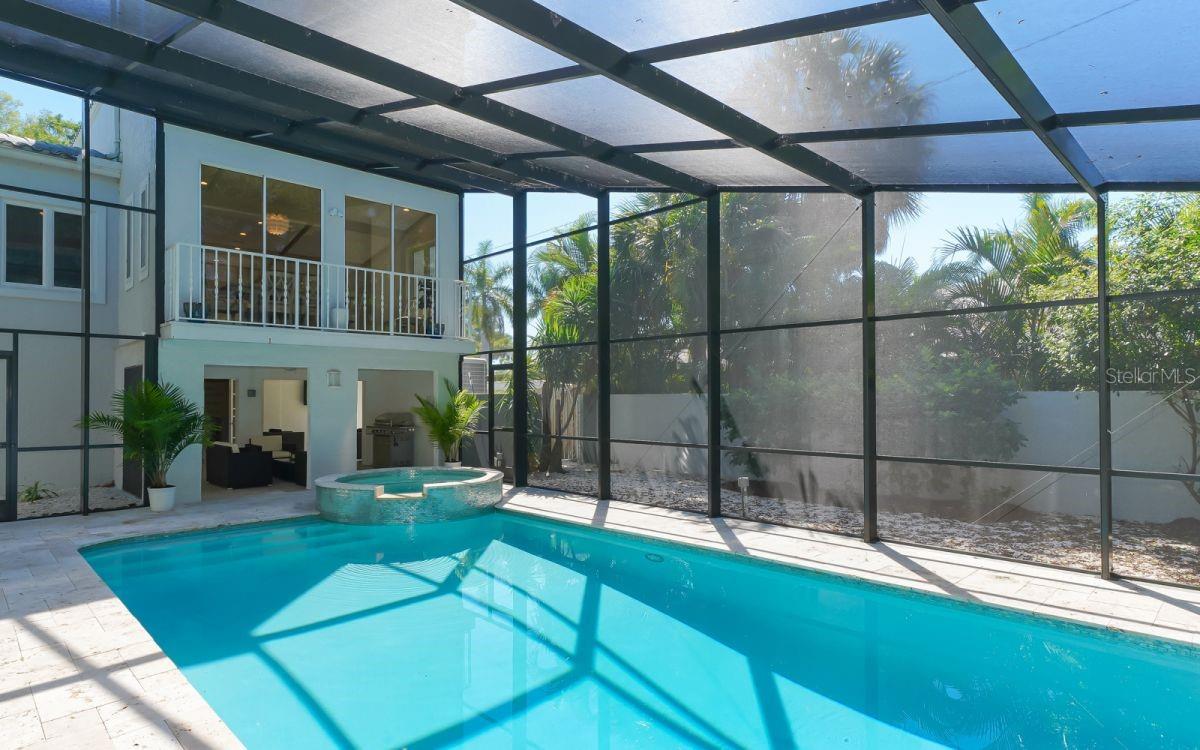 ST ARMANDS DIV/JOHN RINGLING E - Residential Lease