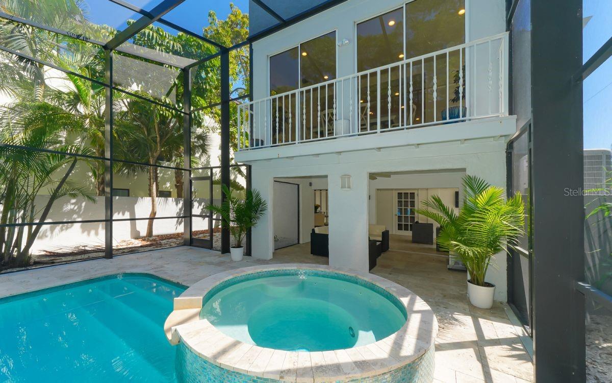 ST ARMANDS DIV/JOHN RINGLING E - Residential Lease