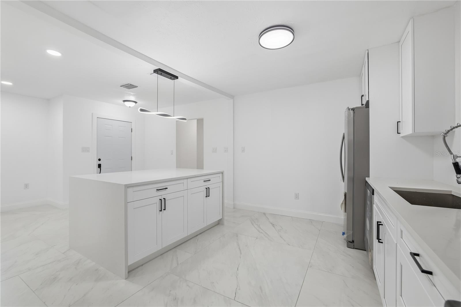 LAKEWOOD - Residential