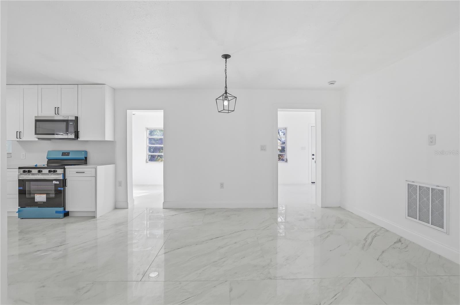 LAKEWOOD - Residential