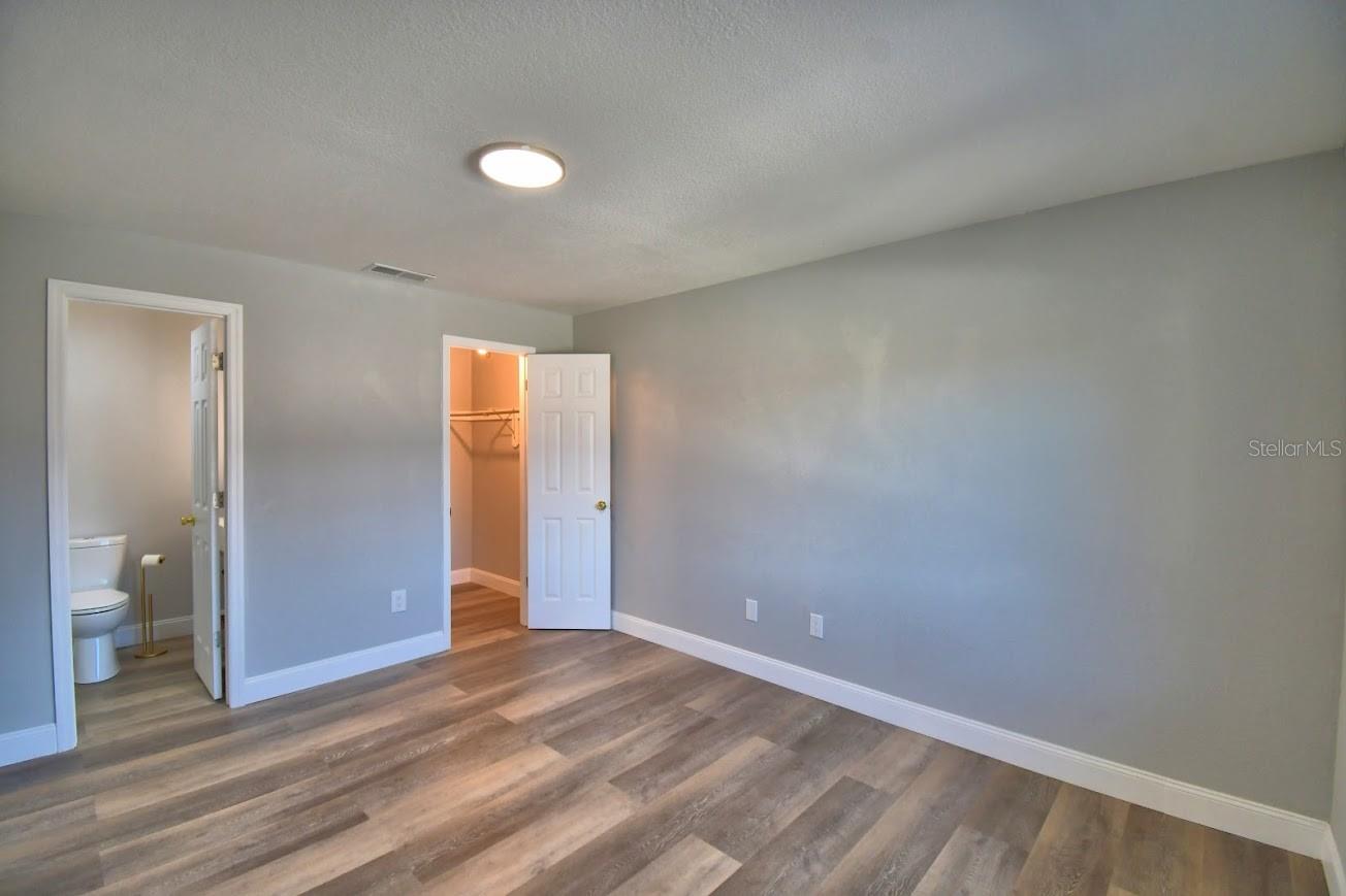 LAKE KIT - Residential