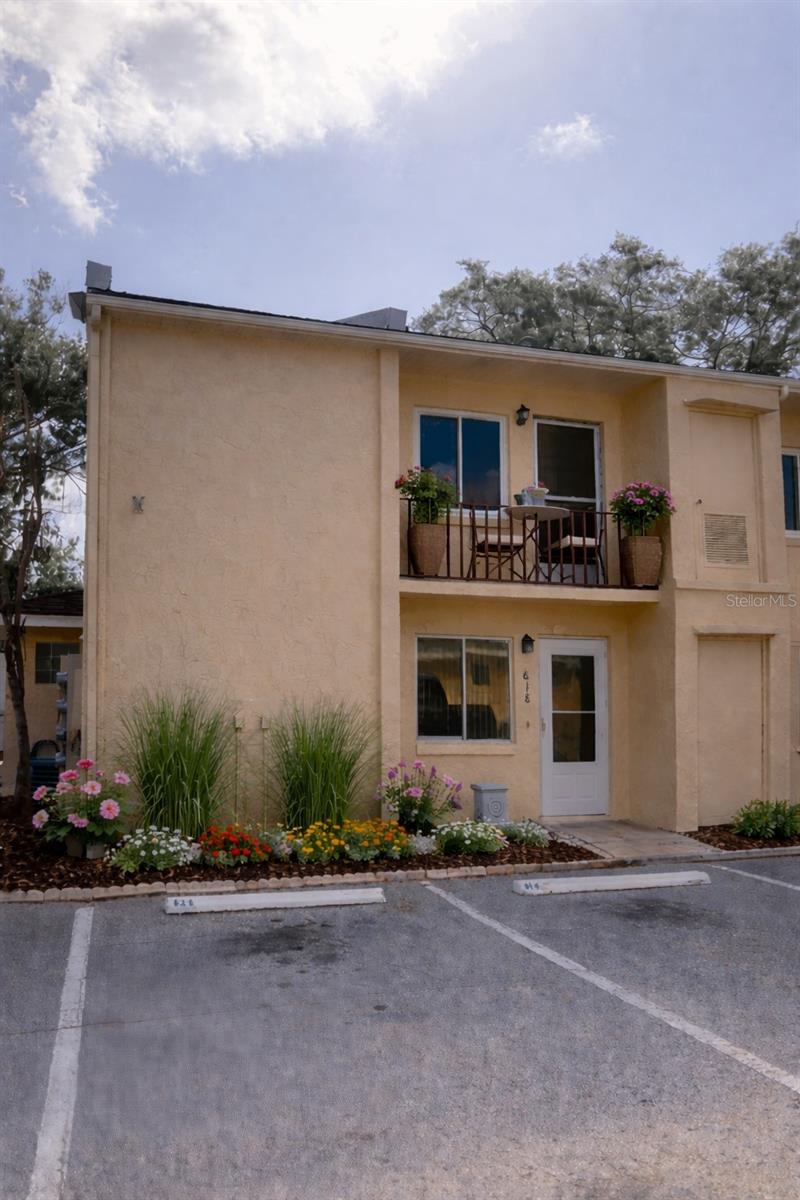 LAKE KIT - Residential