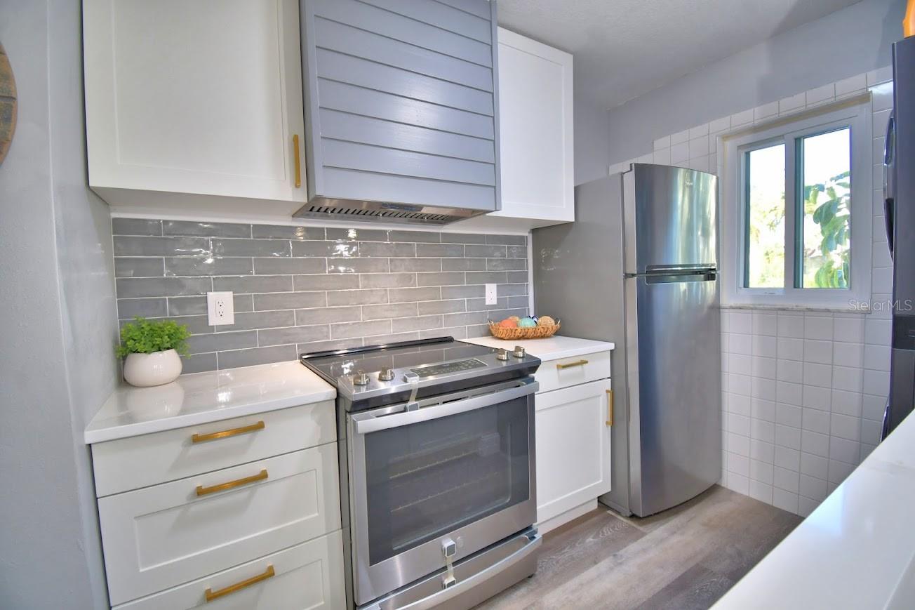 LAKE KIT - Residential