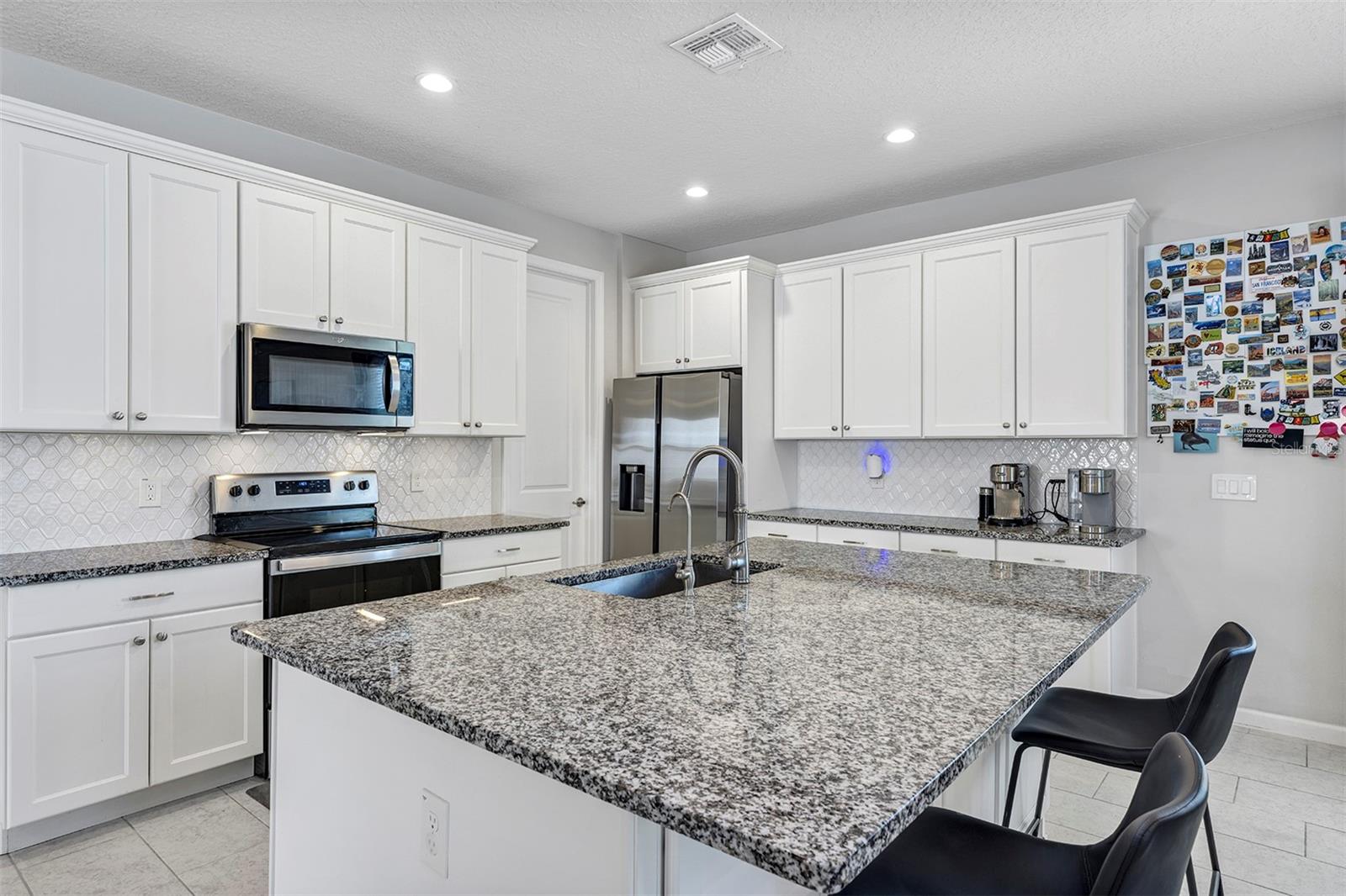 RIVERSIDE OAKS PH 1 - Residential