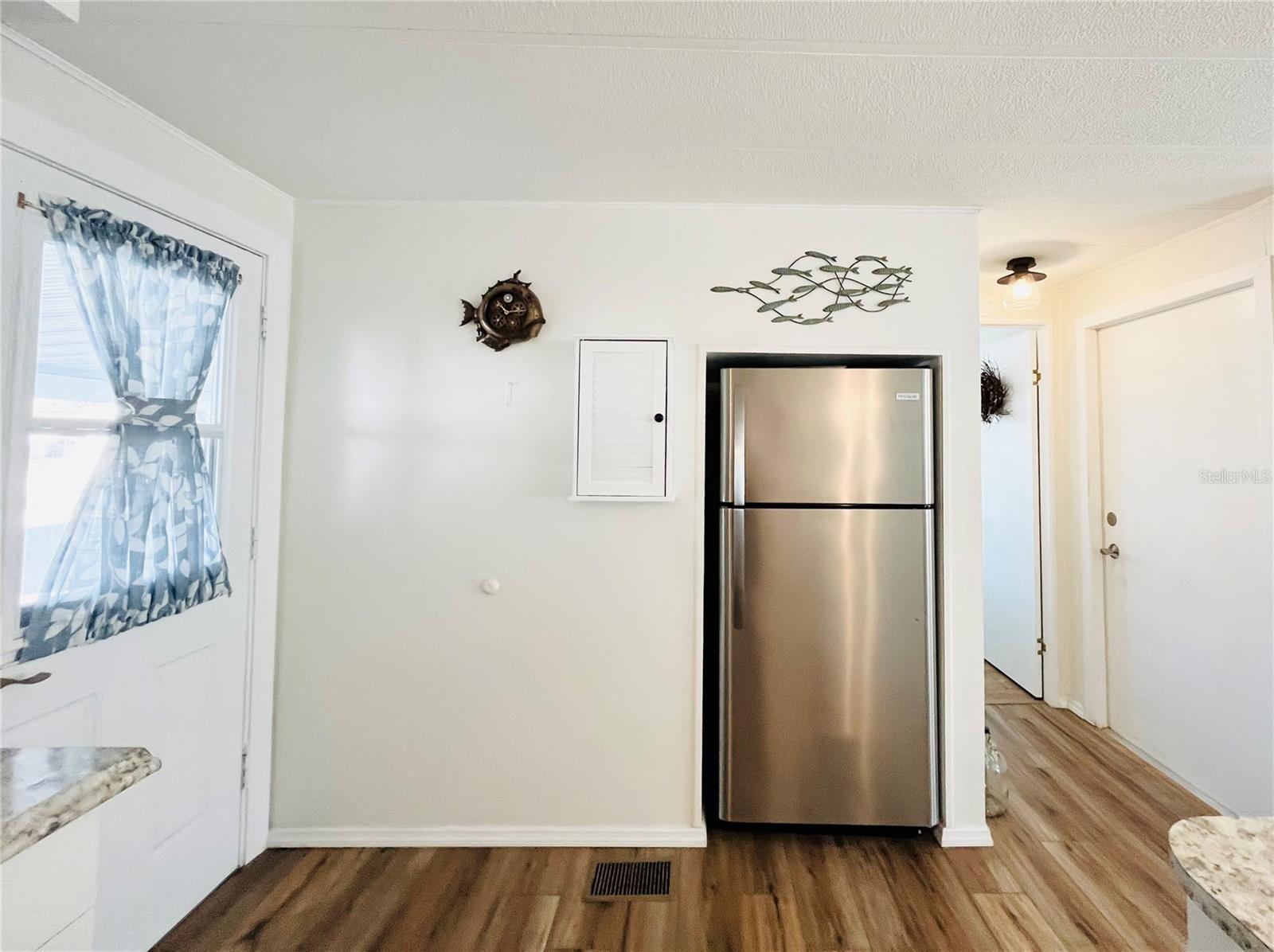 OAKWOOD MANOR - Residential