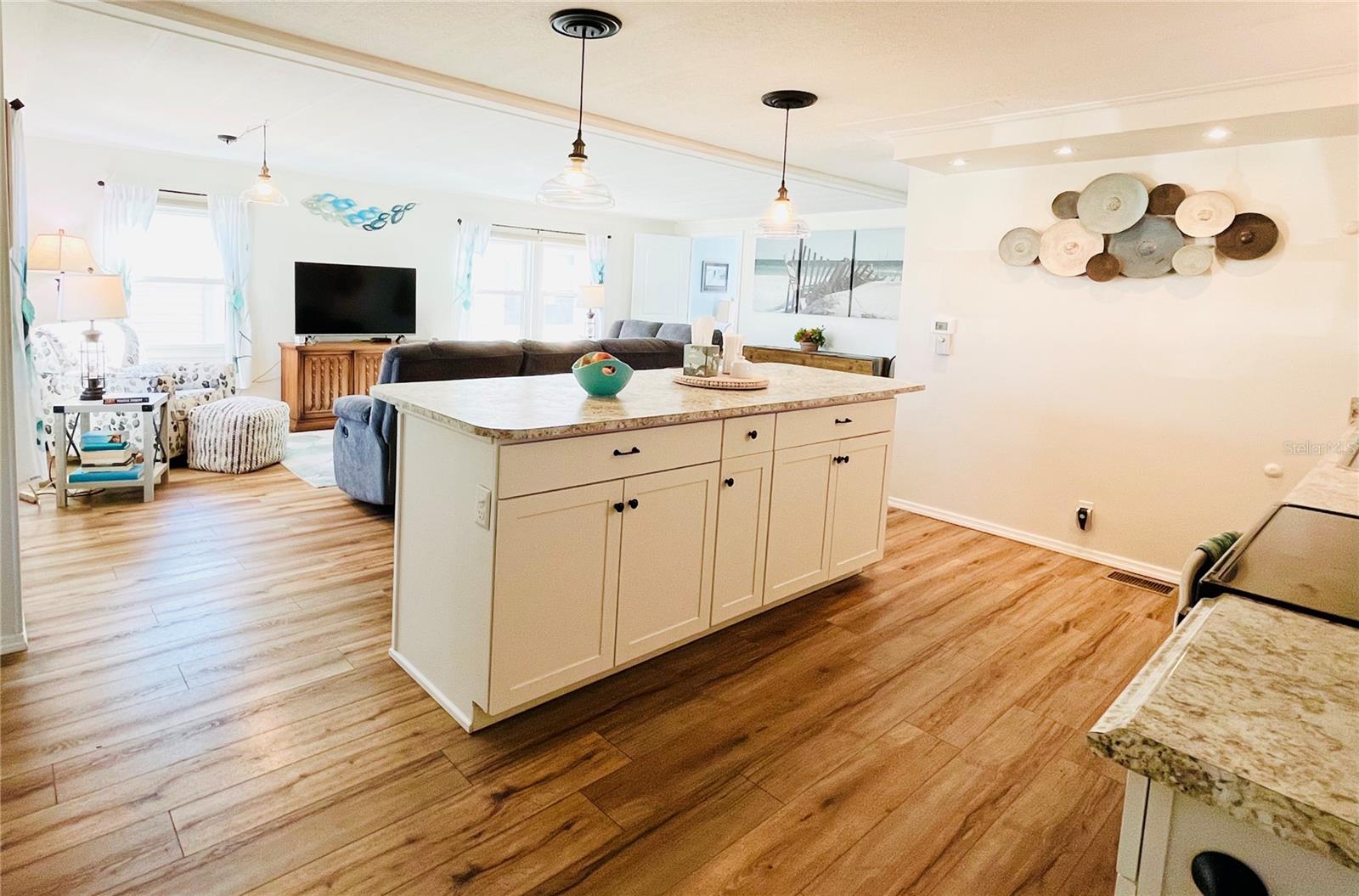 OAKWOOD MANOR - Residential