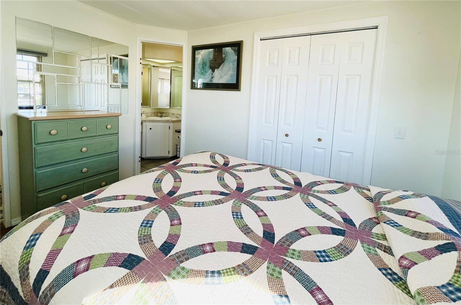 OAKWOOD MANOR - Residential