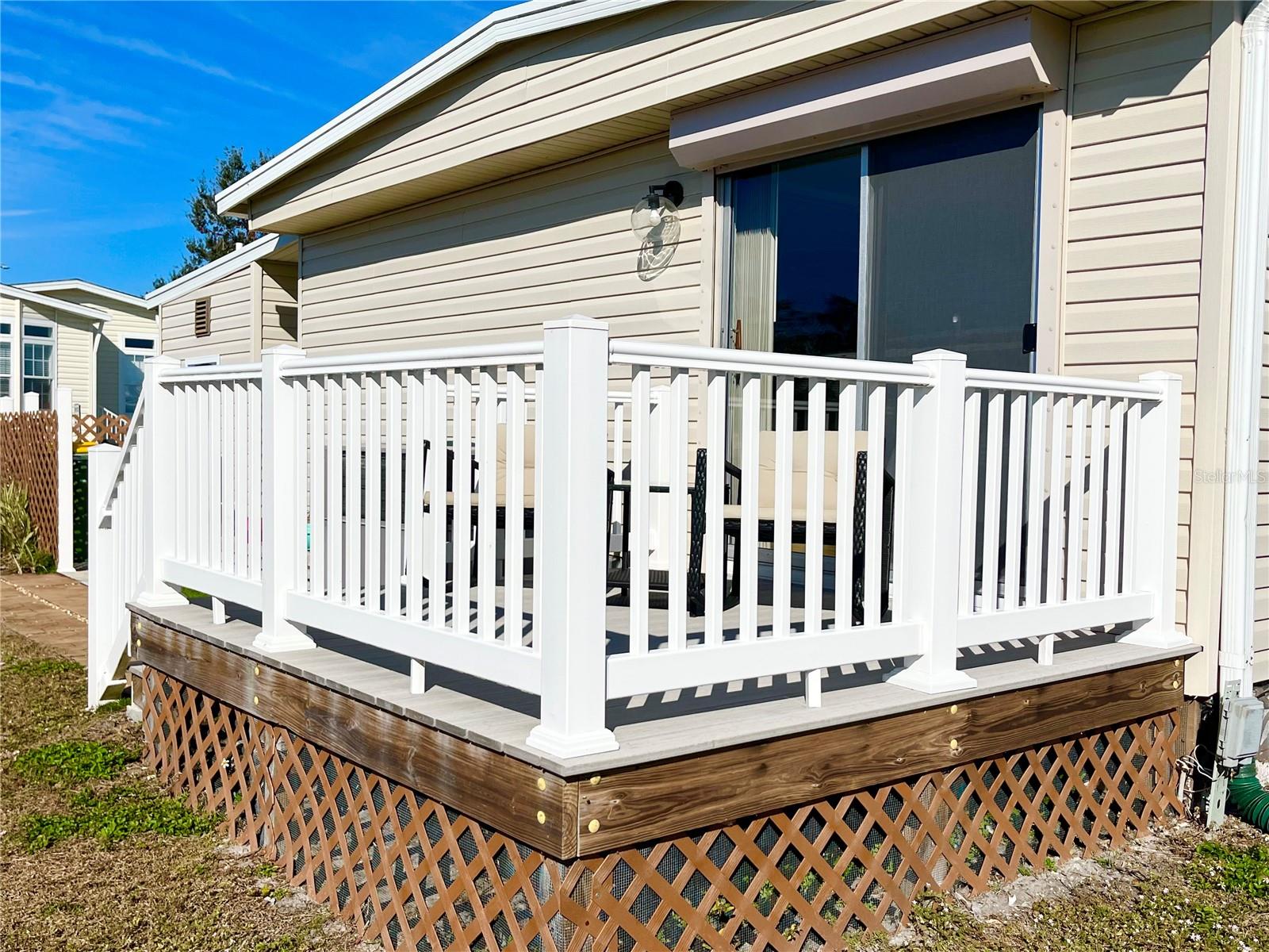 OAKWOOD MANOR - Residential