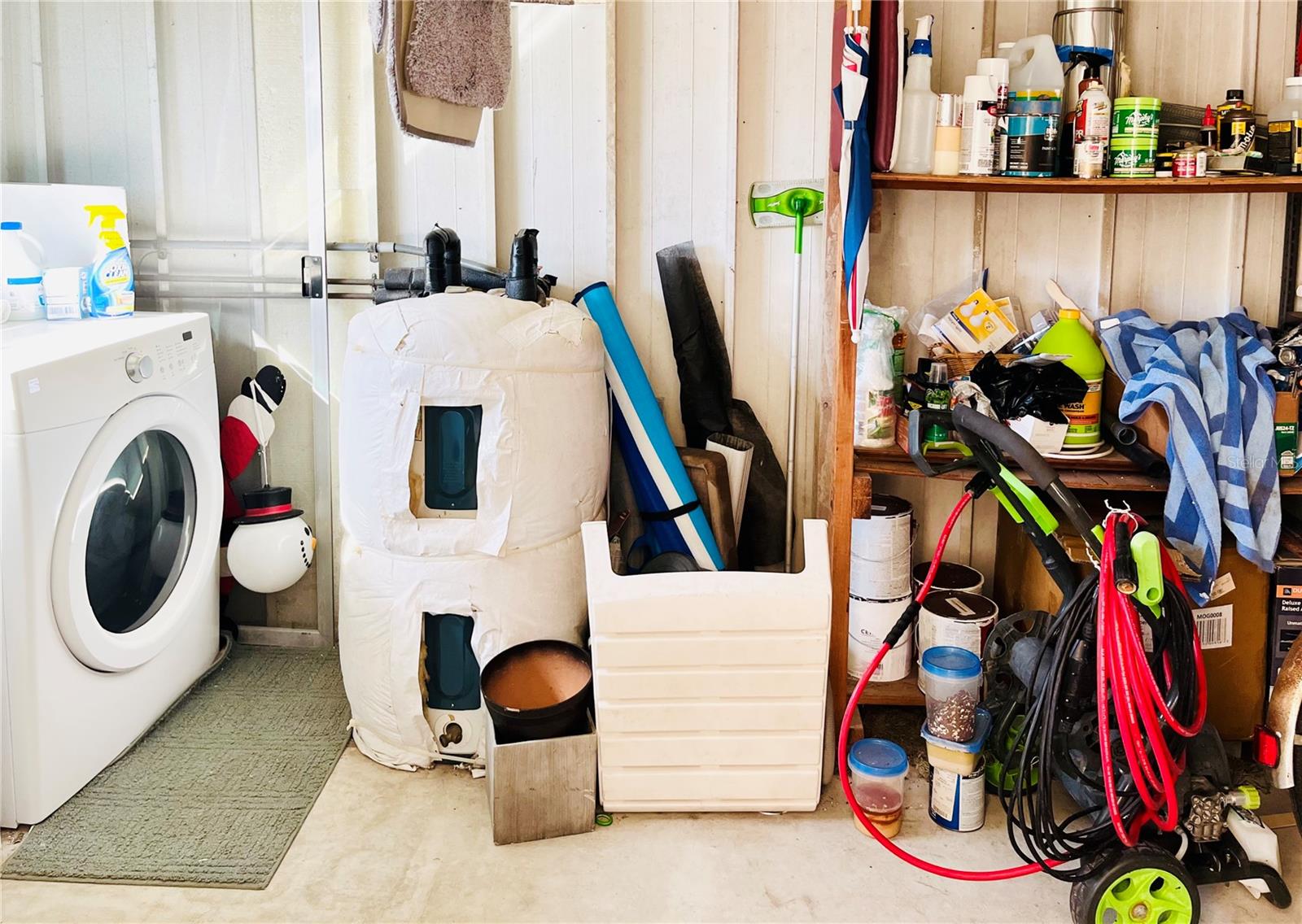 OAKWOOD MANOR - Residential