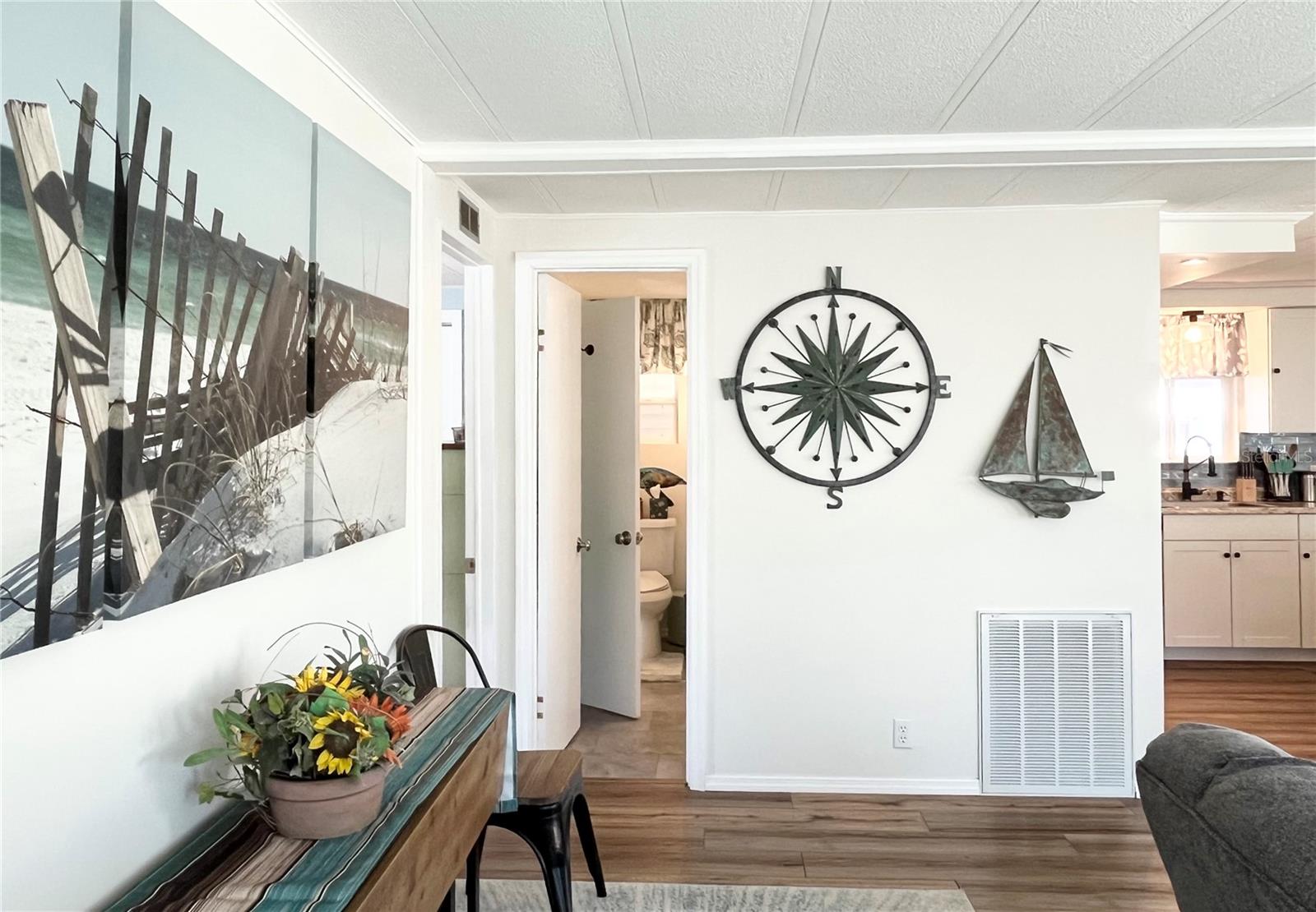 OAKWOOD MANOR - Residential