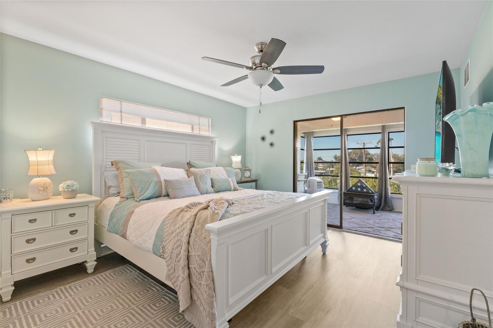 SUNRISE TOWERS PH 01 - Residential