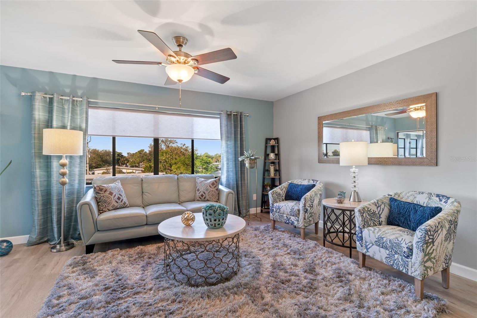 SUNRISE TOWERS PH 01 - Residential