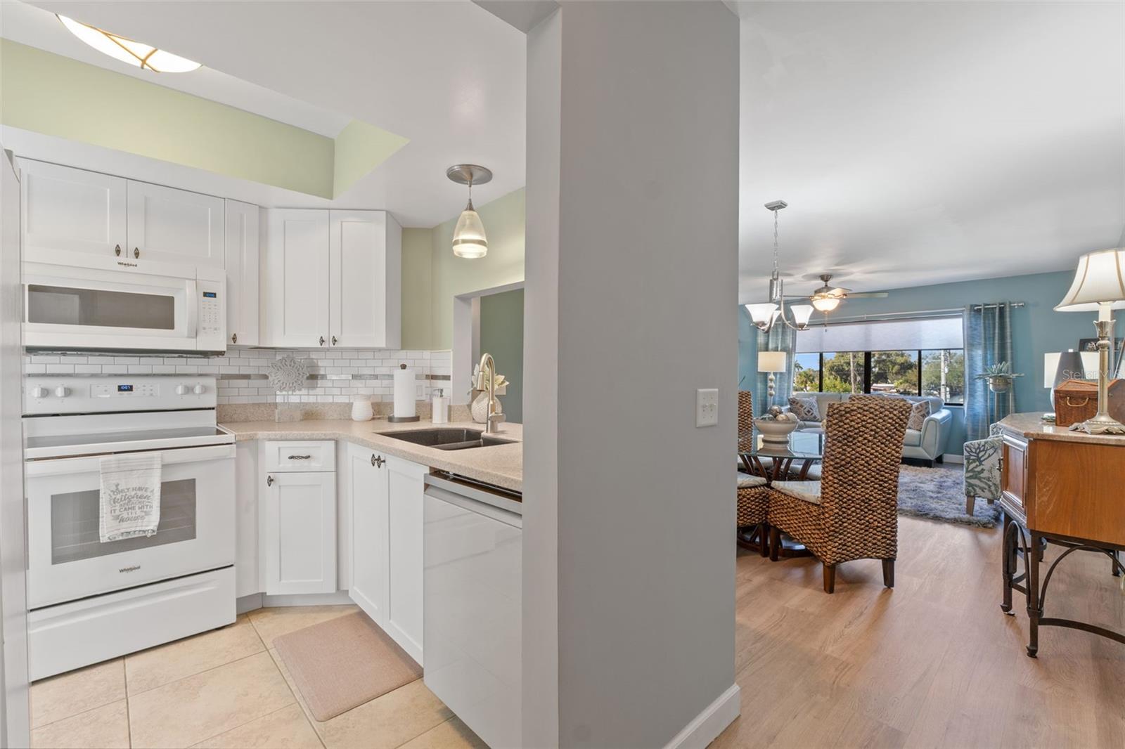 SUNRISE TOWERS PH 01 - Residential