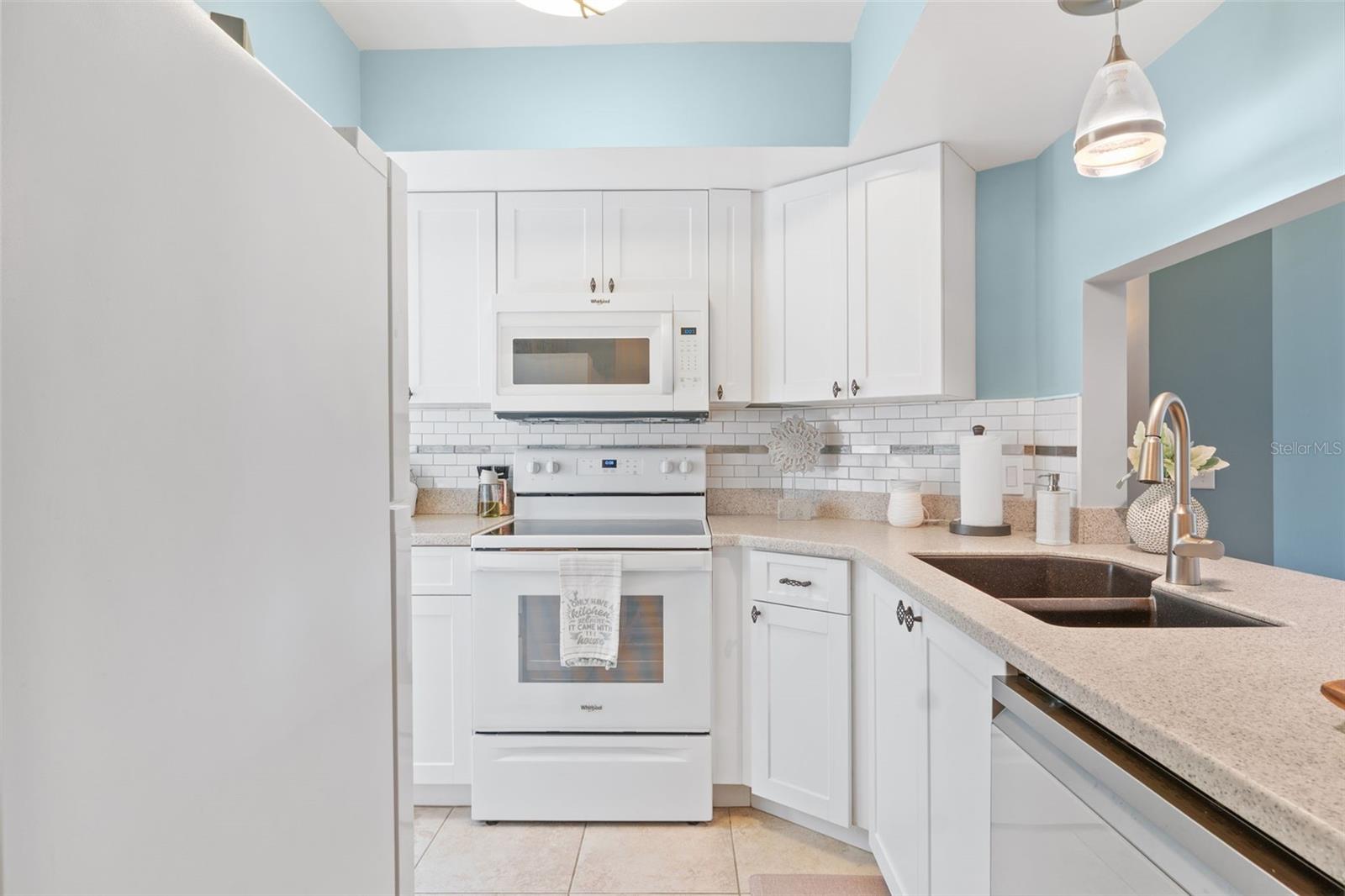 SUNRISE TOWERS PH 01 - Residential