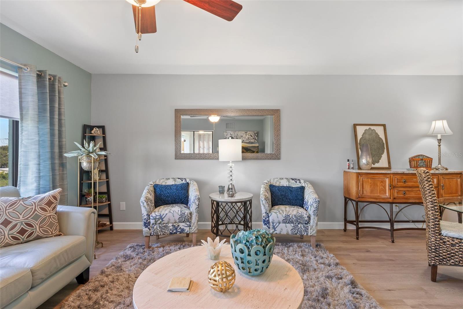 SUNRISE TOWERS PH 01 - Residential