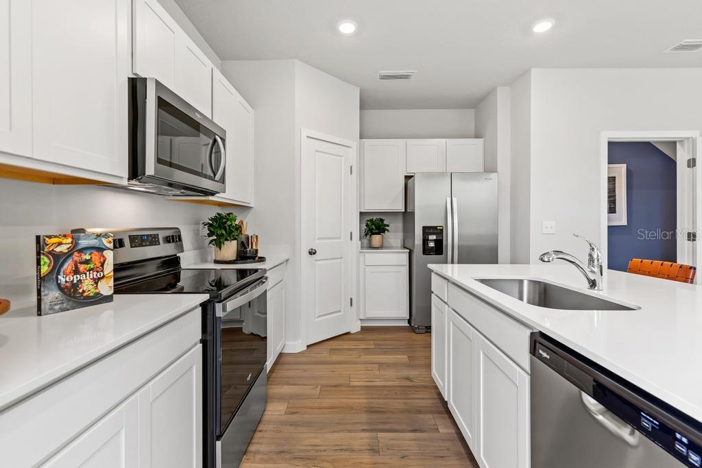 VILLAS AT BISHOP OAKS - Residential