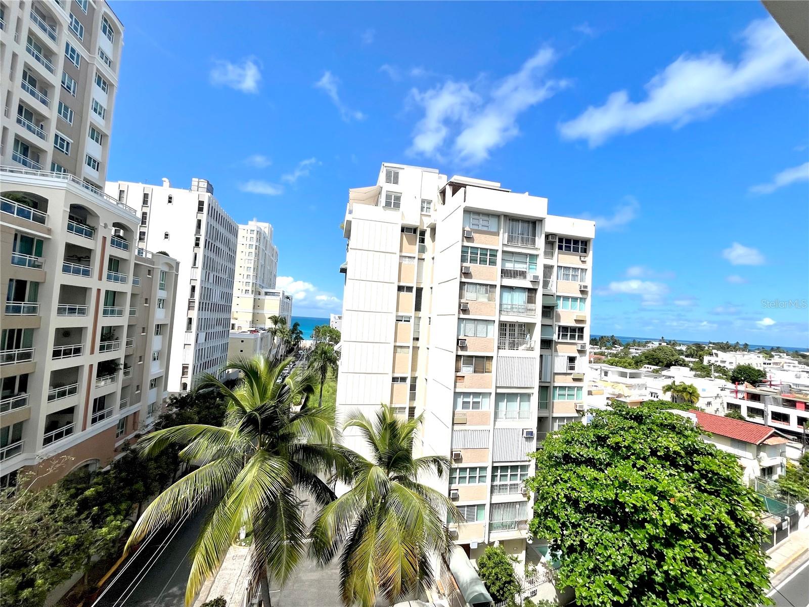 CONDOMINIO 1800 MCLEARY - Residential