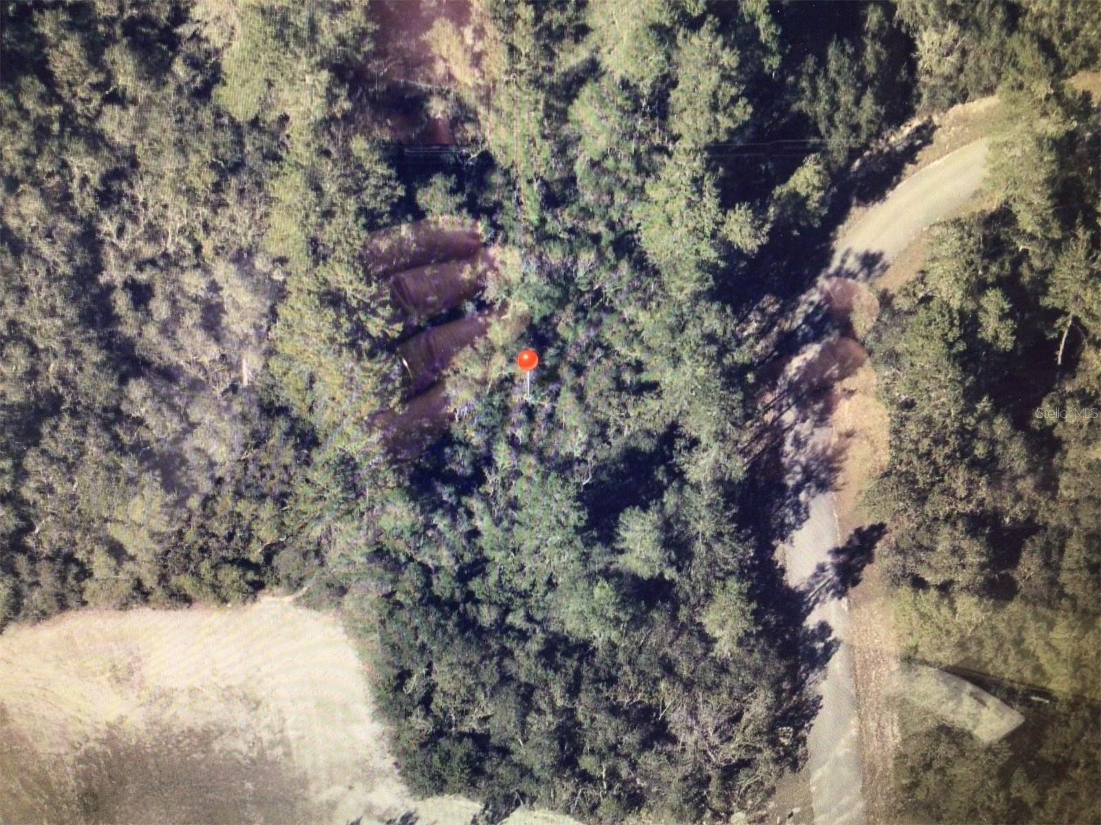 MARION OAKS - Land