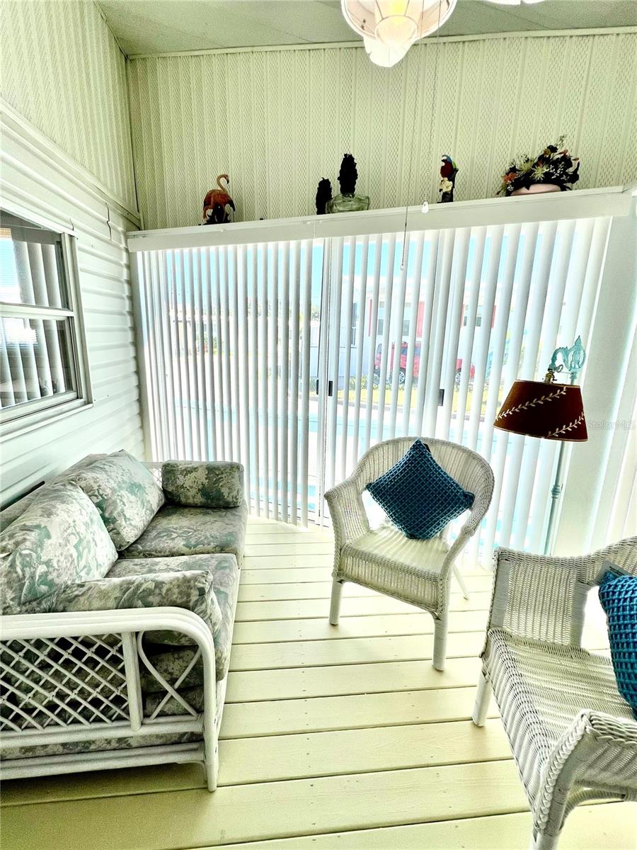 HARBOR LIGHTS MHP CO-OP - Residential