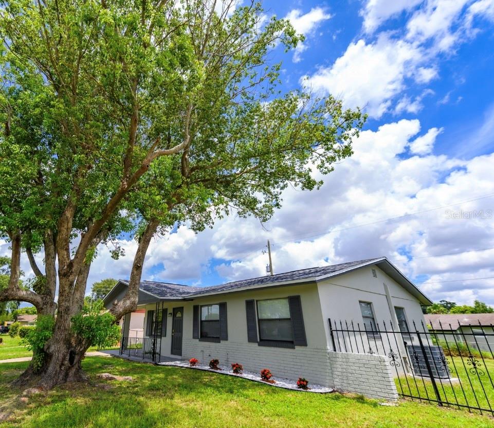 4469 EVERS PLACE
