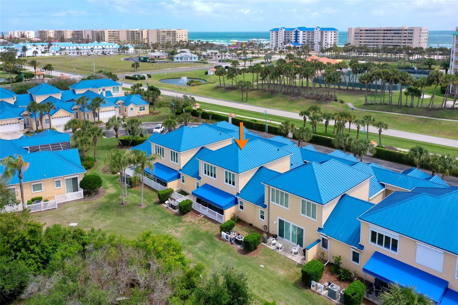 RIVERWALK COURTYARD HOMES - Residential