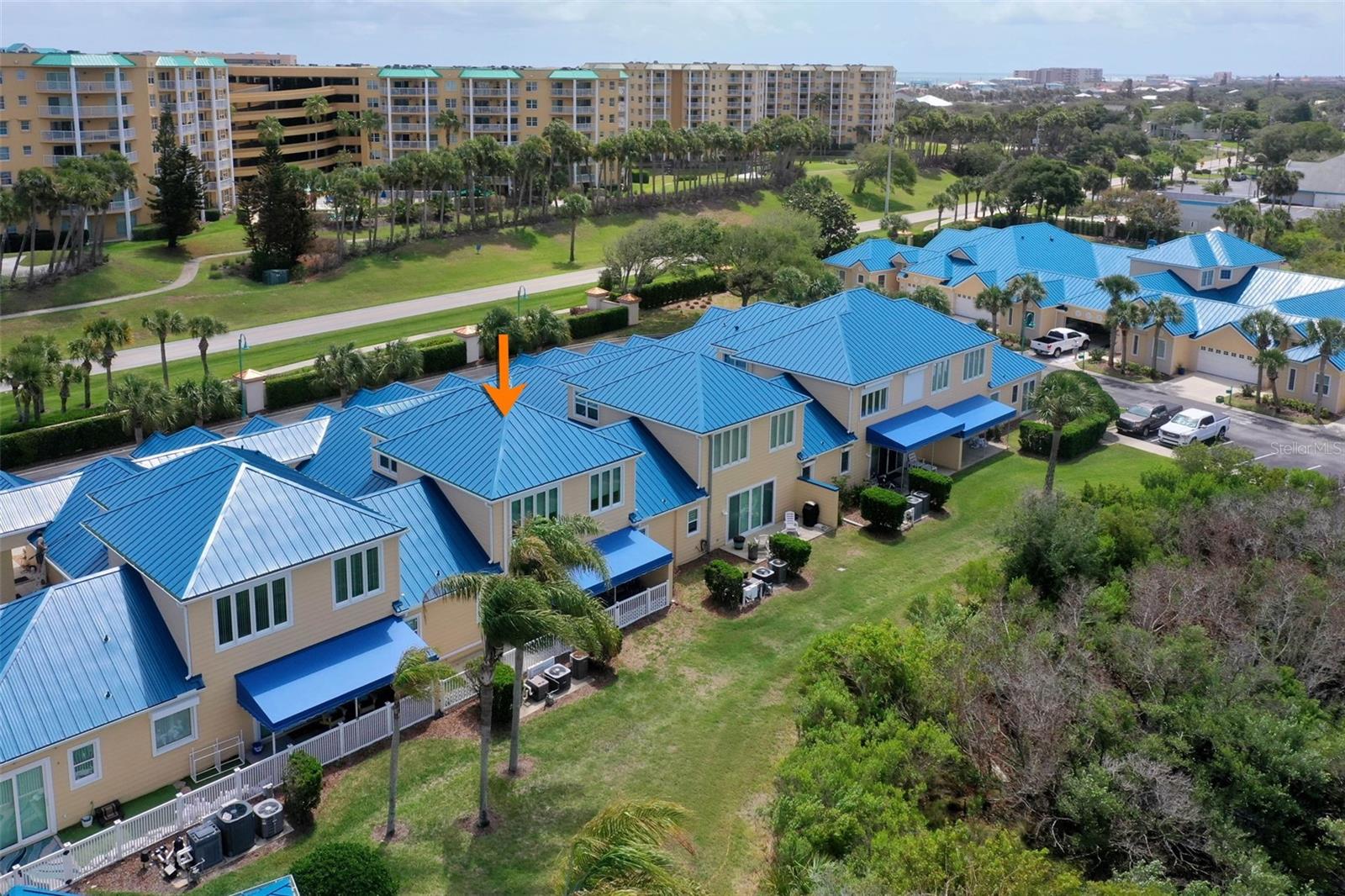 RIVERWALK COURTYARD HOMES - Residential
