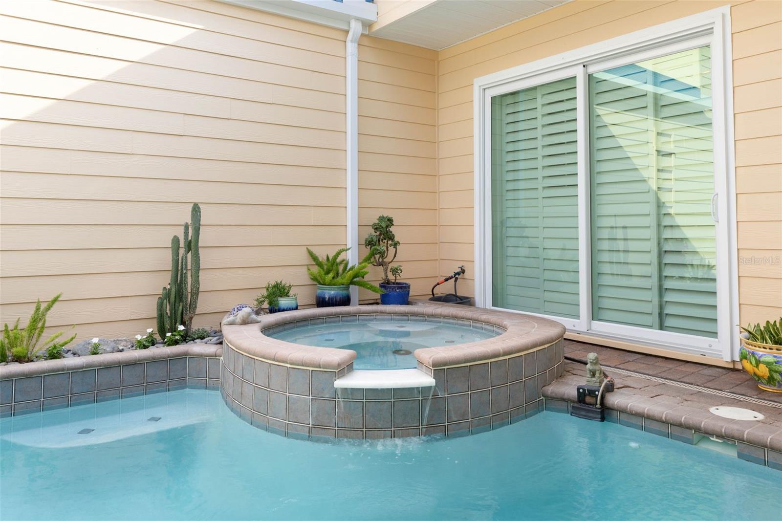 RIVERWALK COURTYARD HOMES - Residential