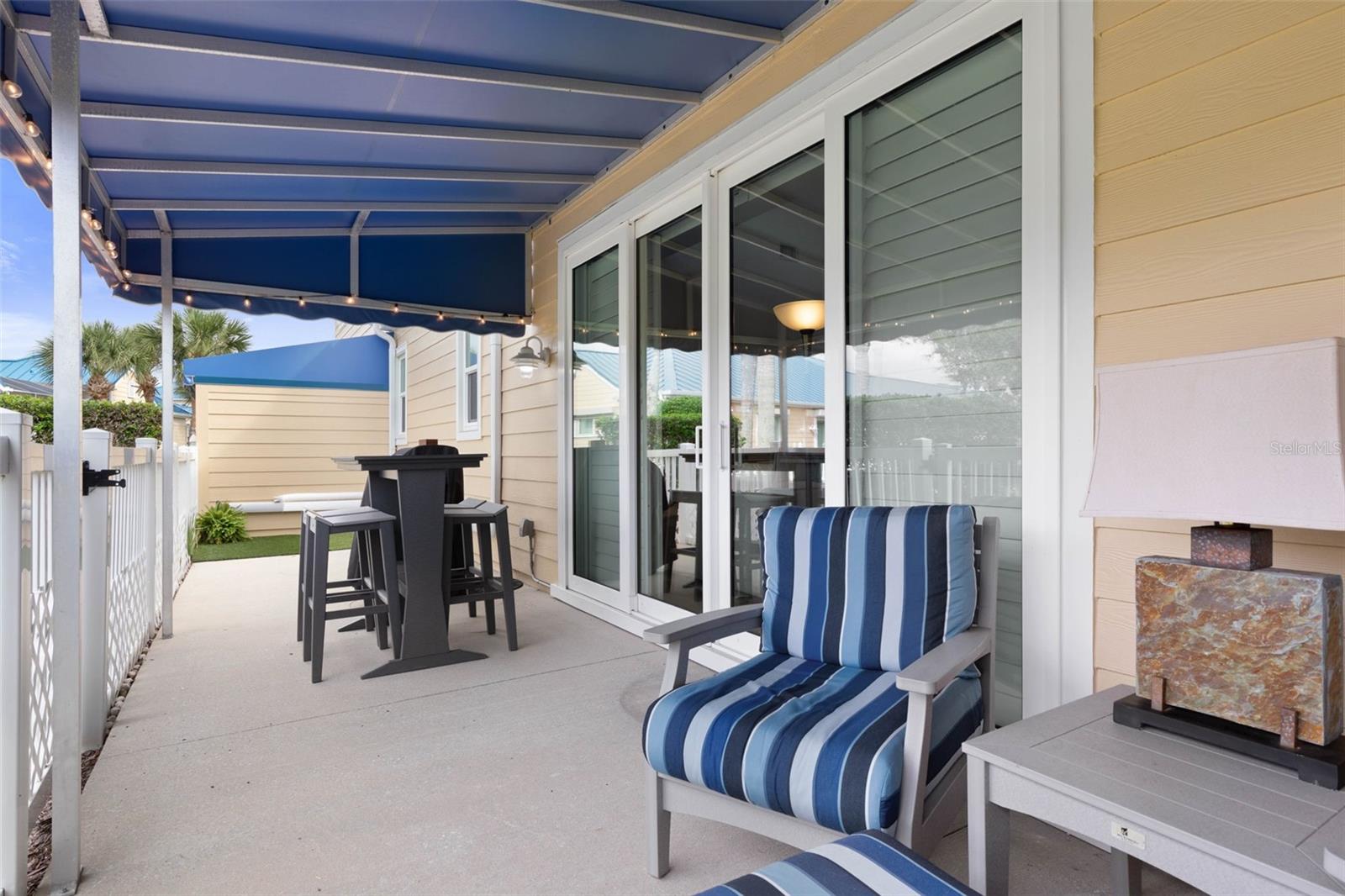 RIVERWALK COURTYARD HOMES - Residential