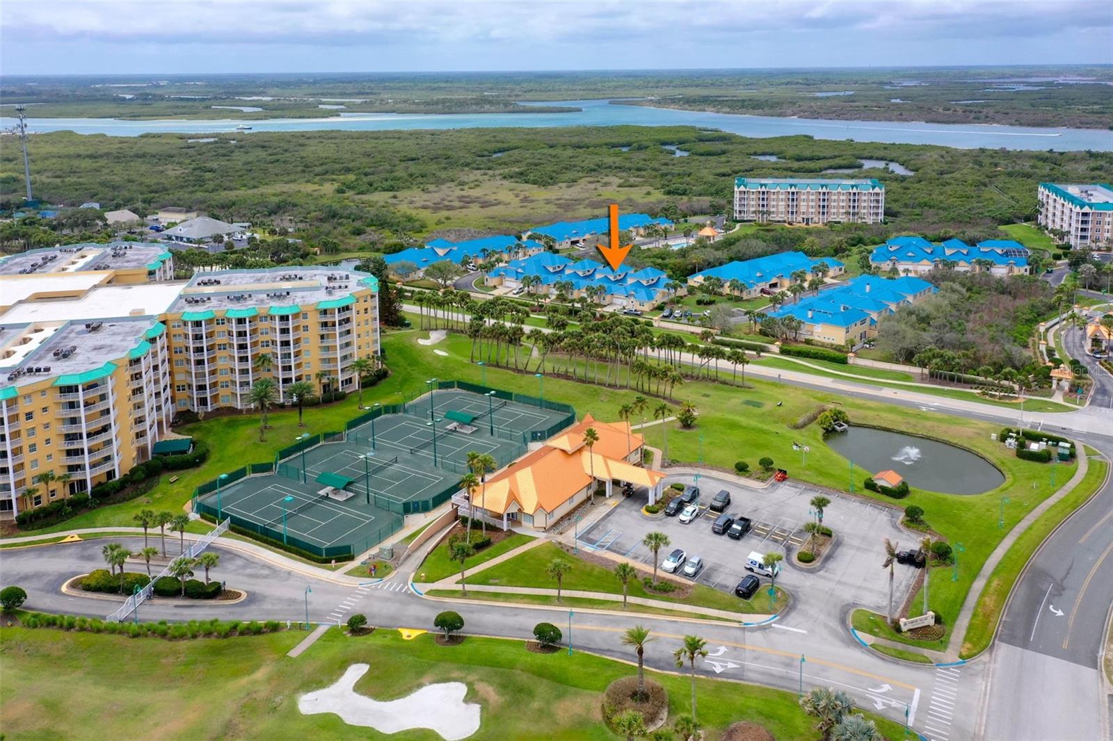 RIVERWALK COURTYARD HOMES - Residential