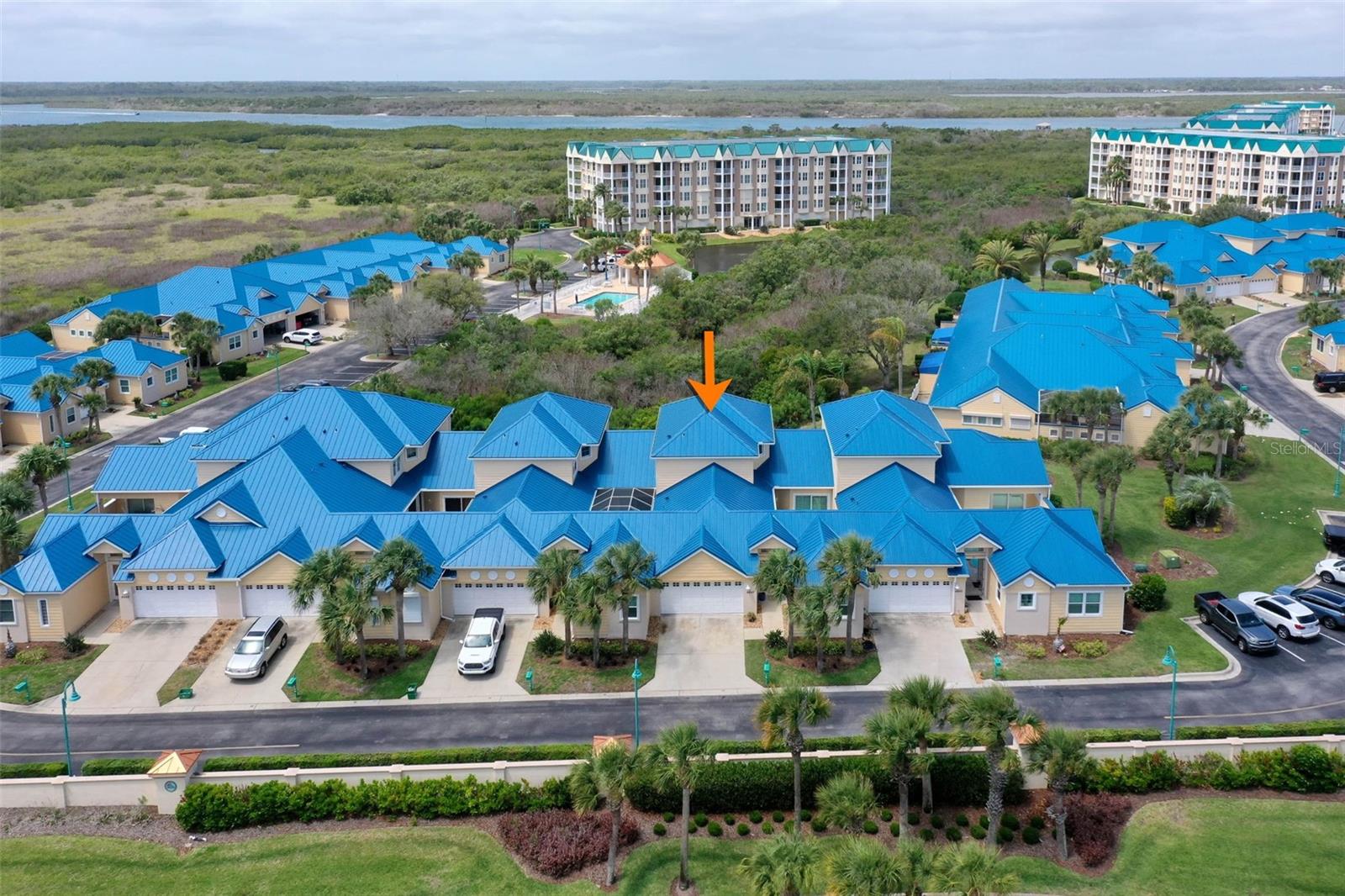 RIVERWALK COURTYARD HOMES - Residential
