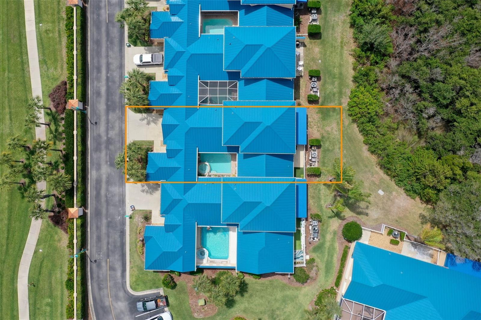 RIVERWALK COURTYARD HOMES - Residential