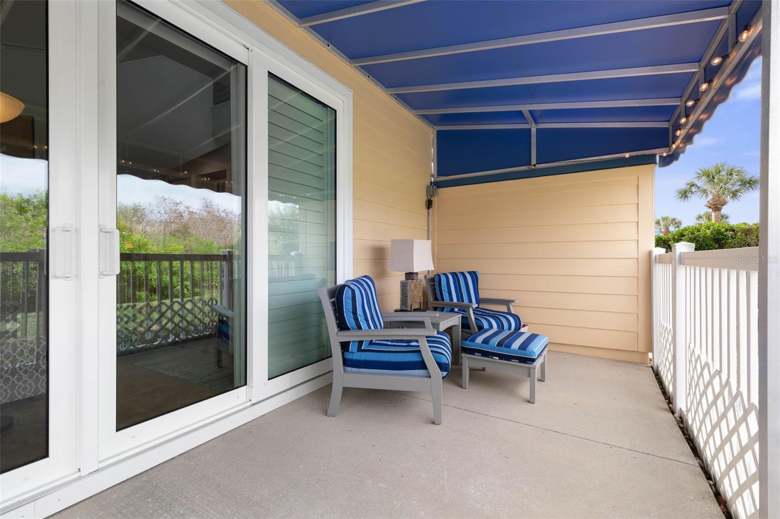 RIVERWALK COURTYARD HOMES - Residential