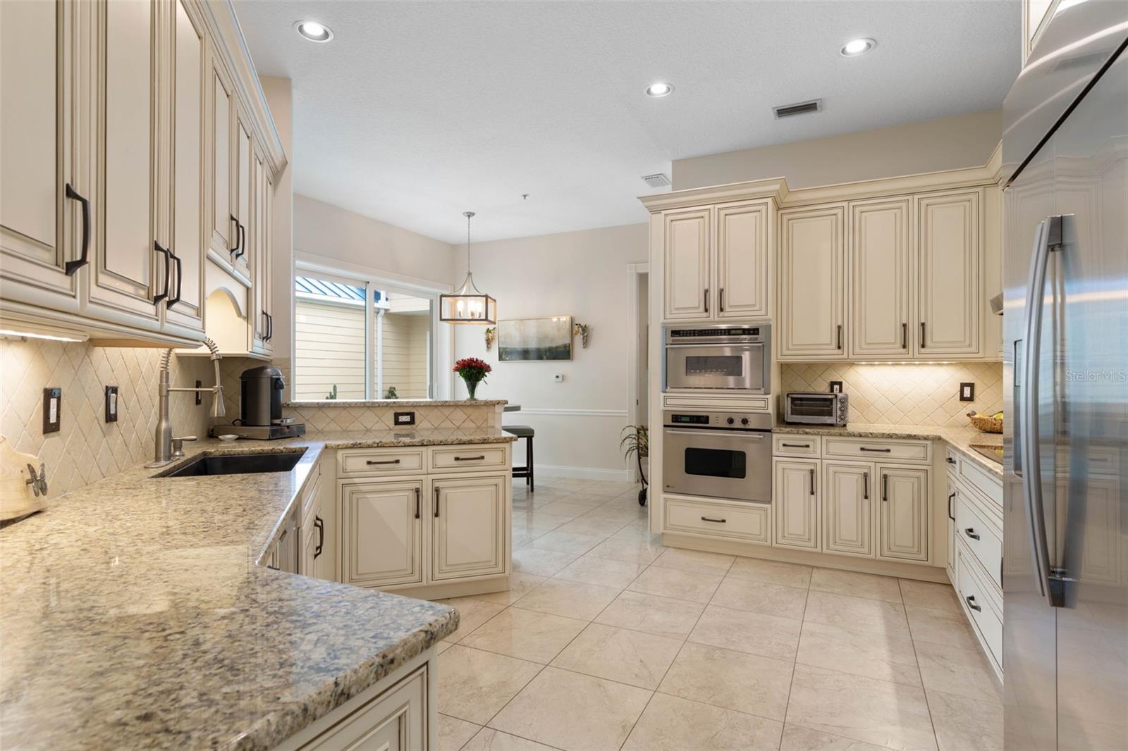 RIVERWALK COURTYARD HOMES - Residential