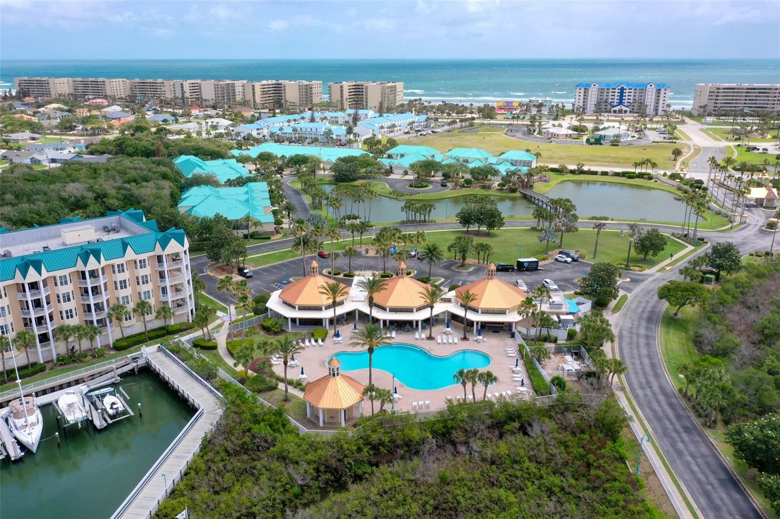 RIVERWALK COURTYARD HOMES - Residential