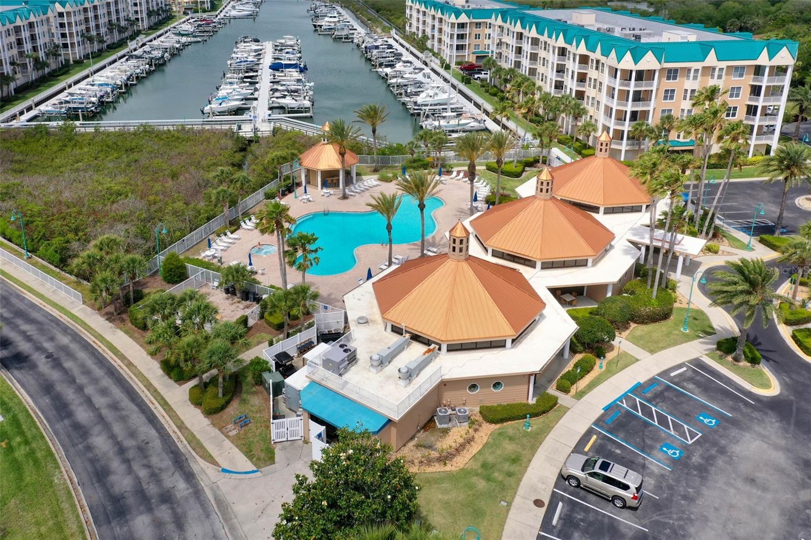 RIVERWALK COURTYARD HOMES - Residential
