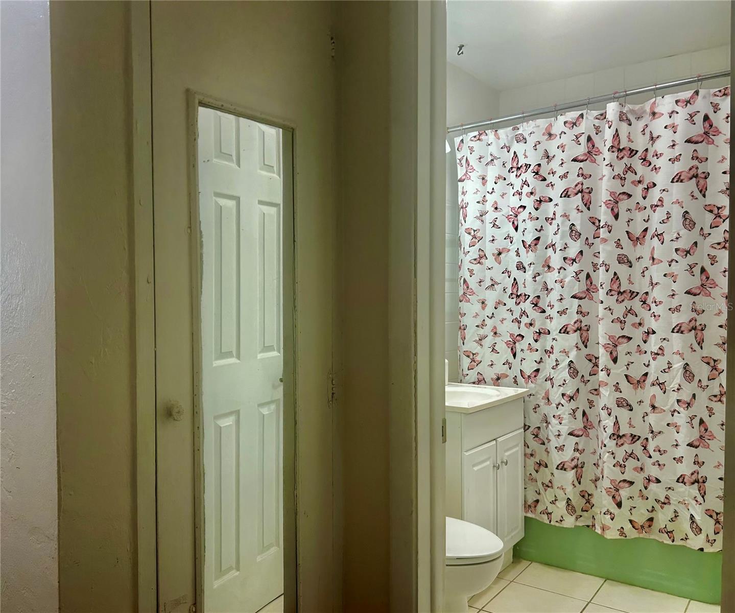 HEINZ COURT - Residential Lease