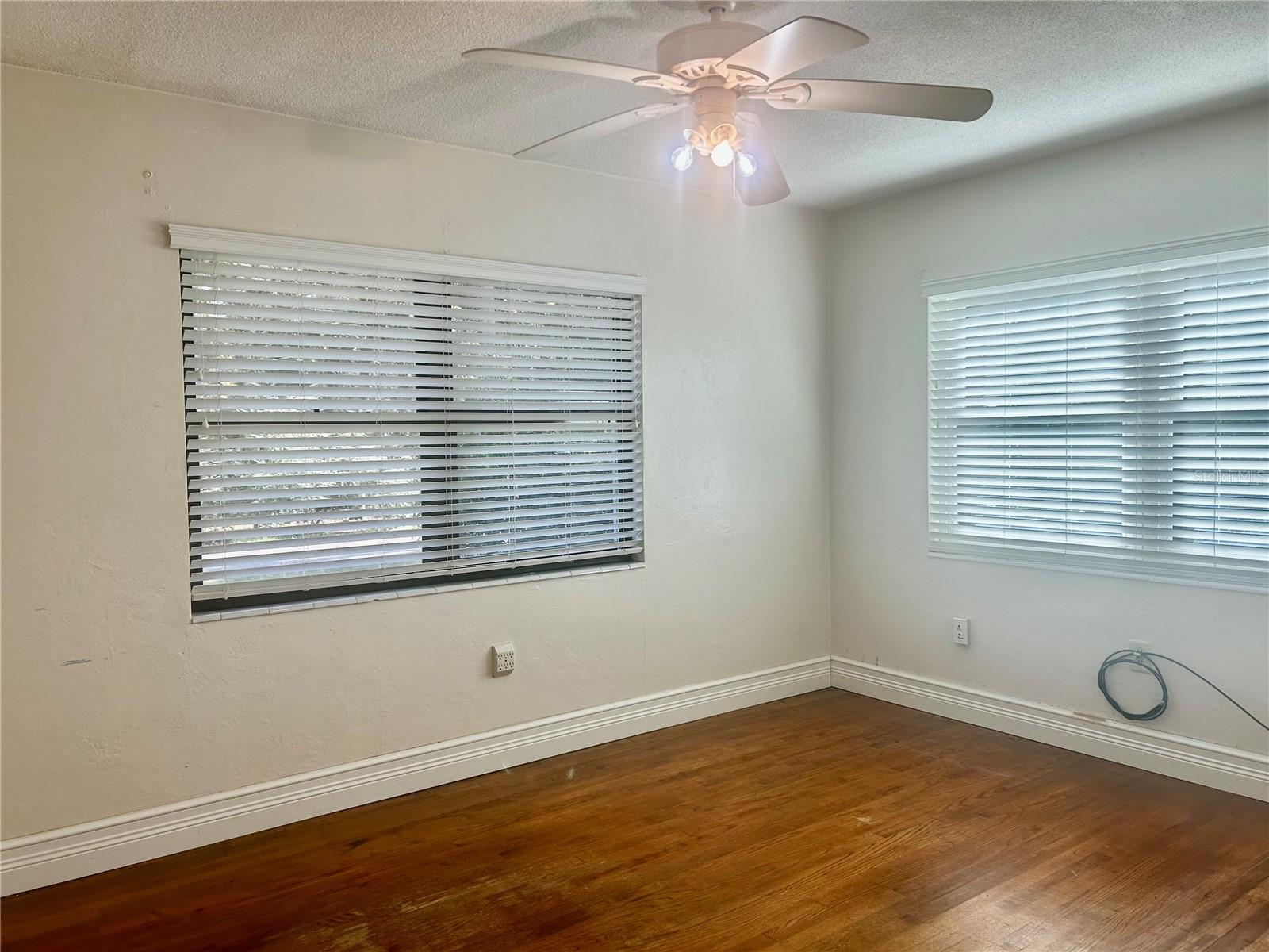 HEINZ COURT - Residential Lease