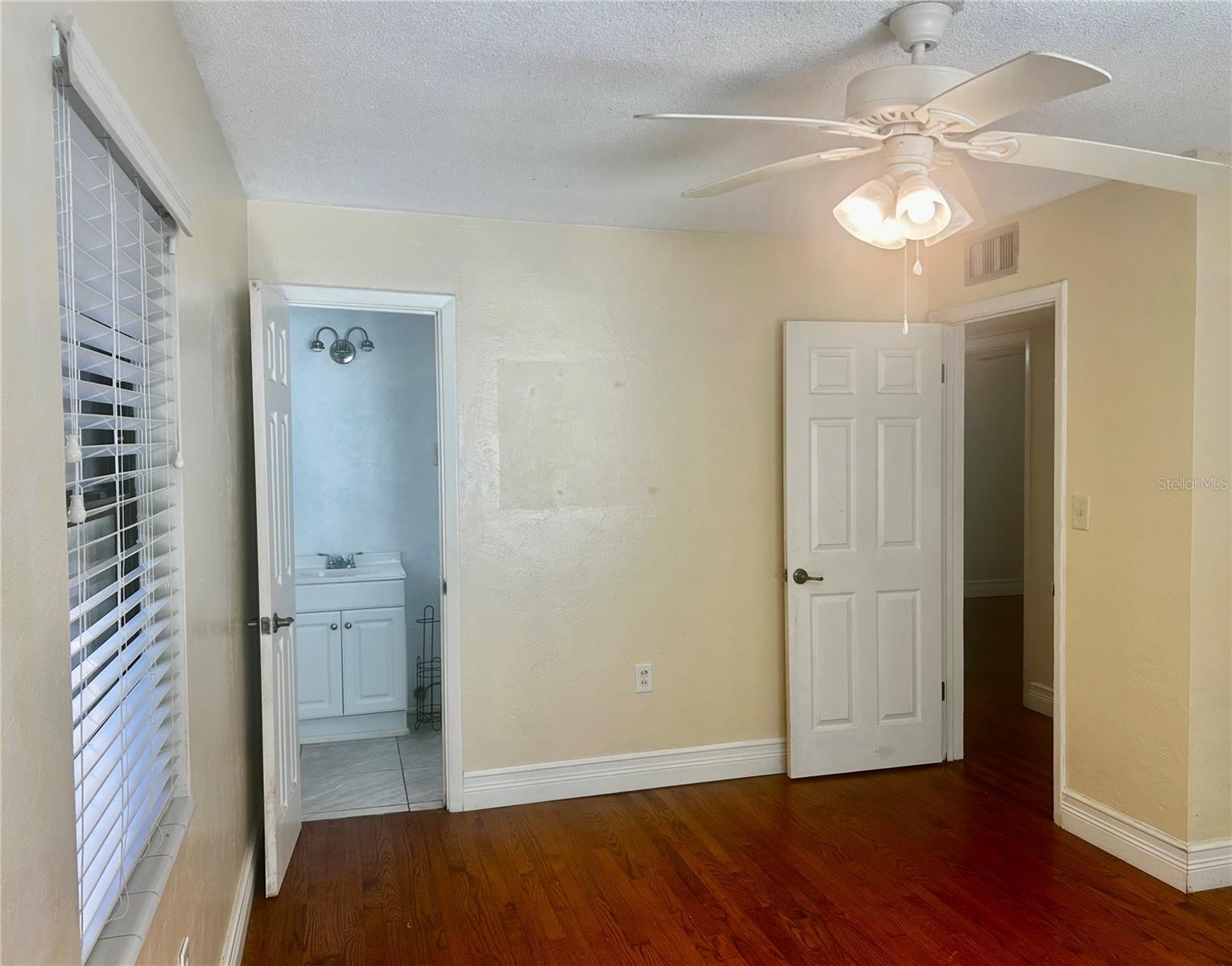 HEINZ COURT - Residential Lease