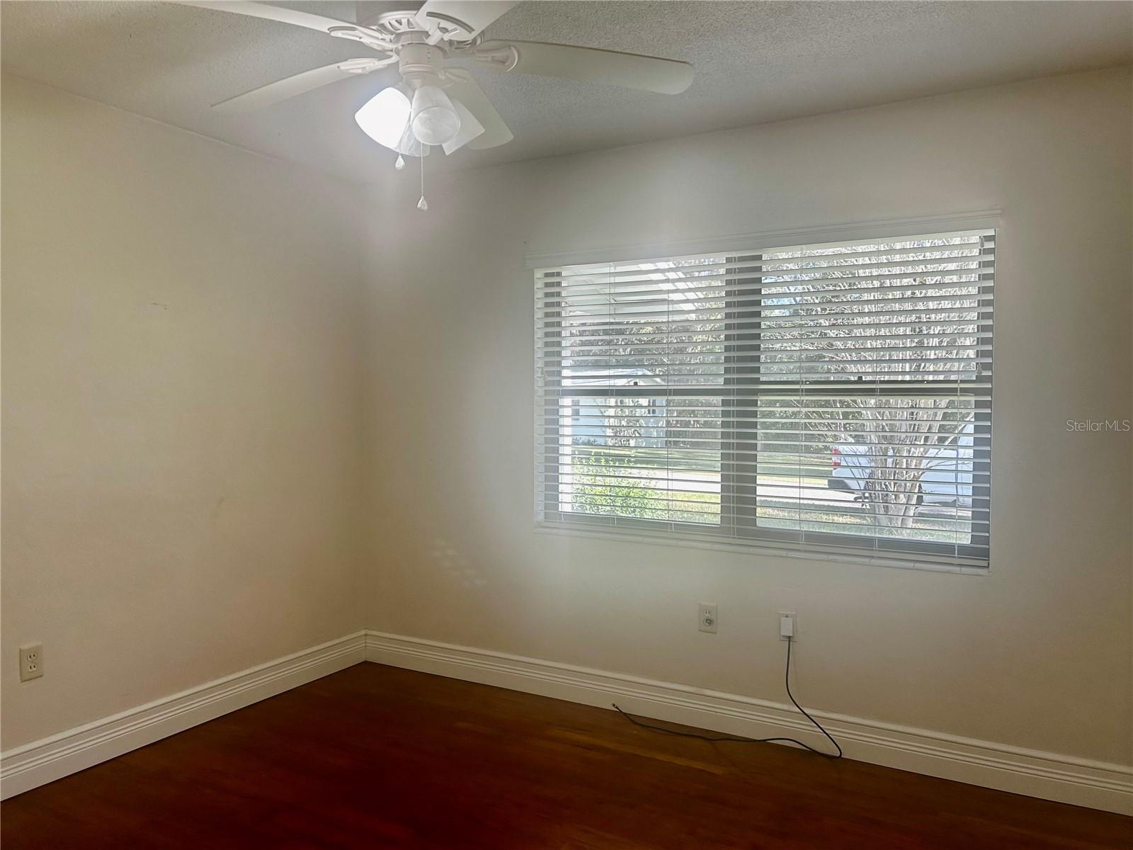 HEINZ COURT - Residential Lease