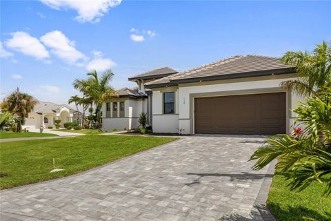 Single Family Residence in CAPE CORAL FL 114 52ND STREET 1.jpg