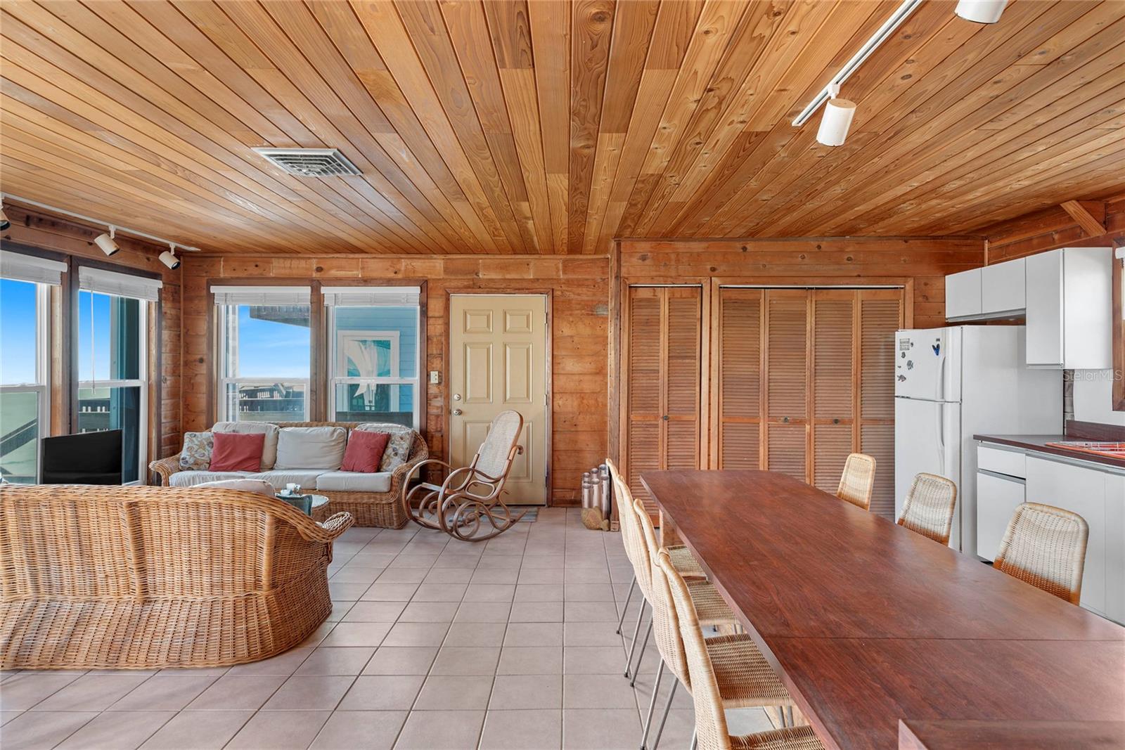 BETHUNE VOLUSIA BEACH - Residential