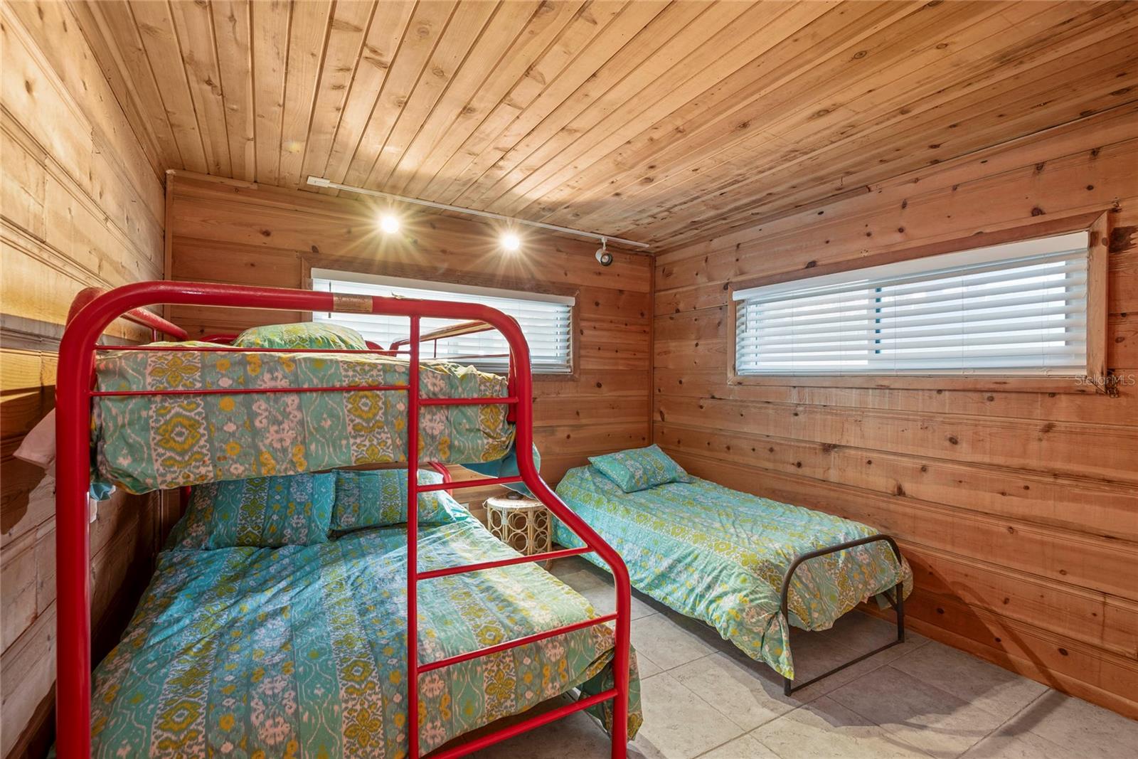 BETHUNE VOLUSIA BEACH - Residential