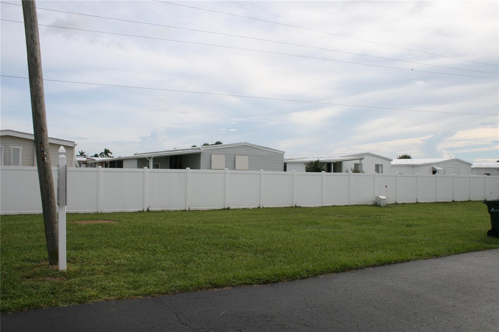 OAK GROVE - Residential